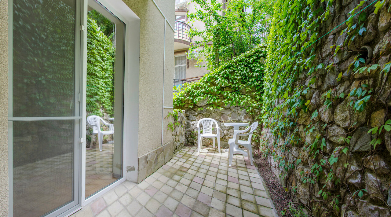 Гостиница Кедр-Запад Алупка