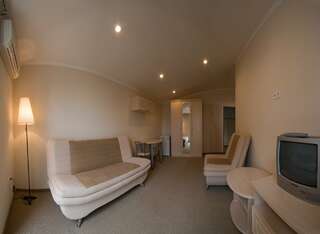 Гостиница Кедр-Запад Алупка Люкс с видом на море-2